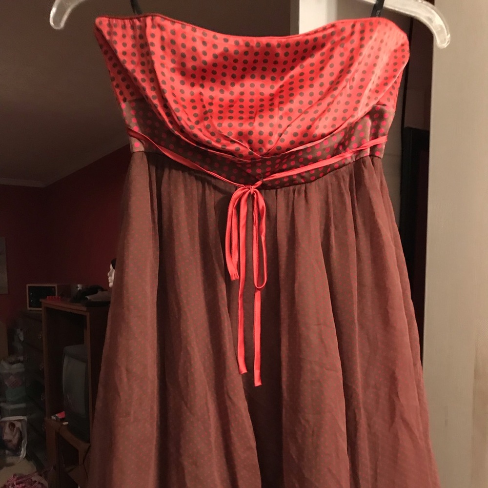 Strapless dress